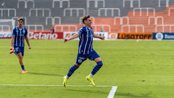 Elevate your game: unlocking endurance in football players through periodized training techniques