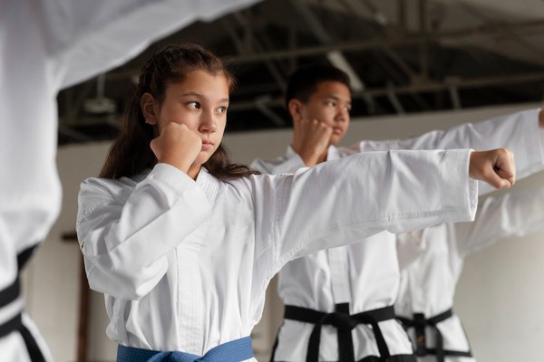 Elevate your karate skills: essential dynamic stretching methods for uk practitioners to unlock ultimate flexibility